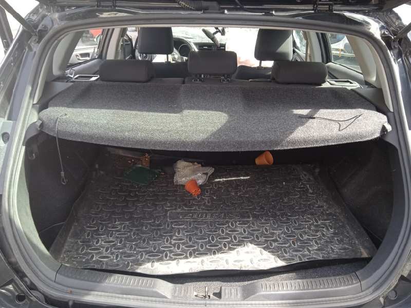 toyota auris del año 2017