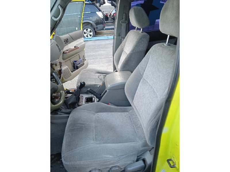 nissan patrol gr (y61) del año 2000