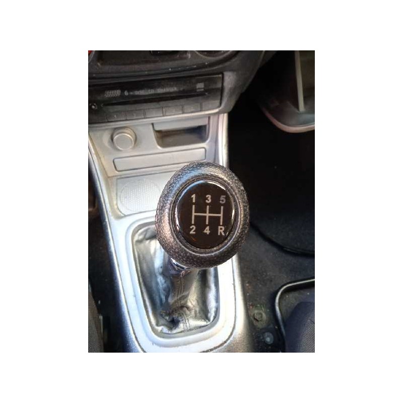 nissan almera (n16/e) del año 2001