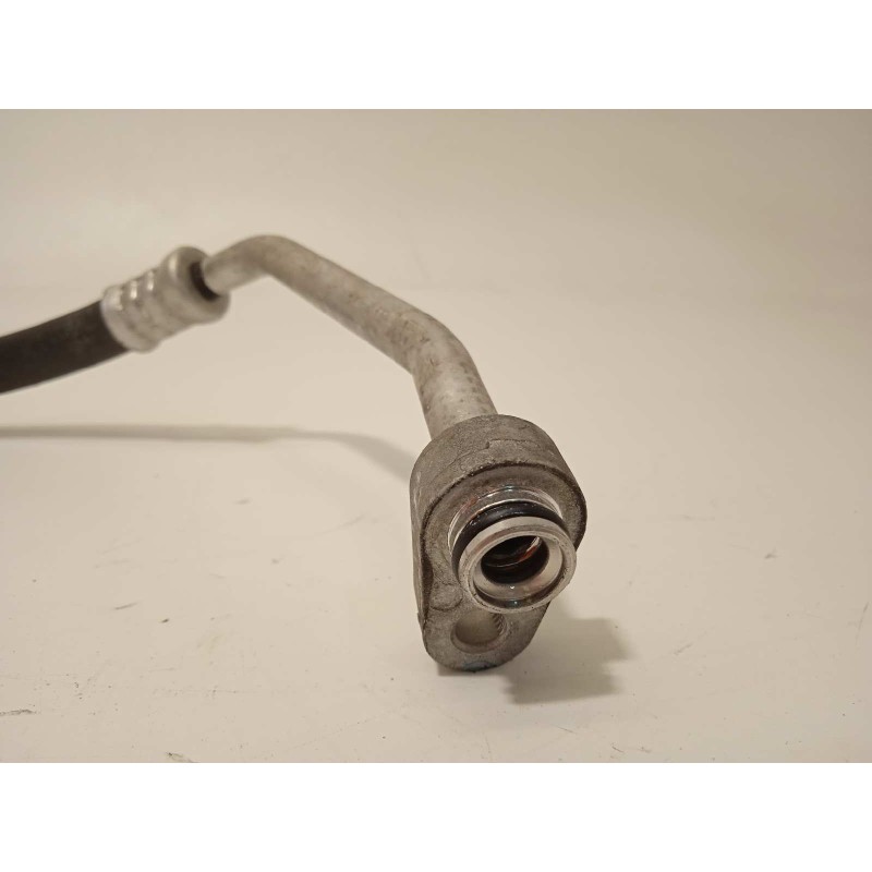 Recambio de tubos aire acondicionado para lexus nx 300h 4wd referencia OEM IAM 8870348290  