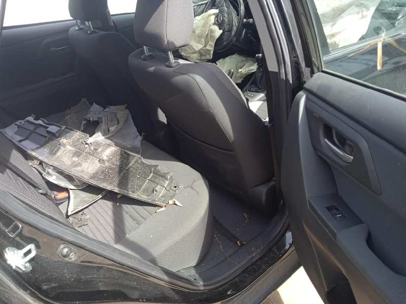 toyota auris del año 2017