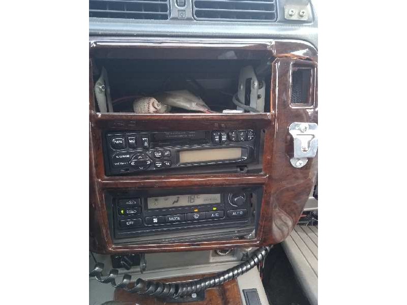 nissan patrol gr (y61) del año 2000