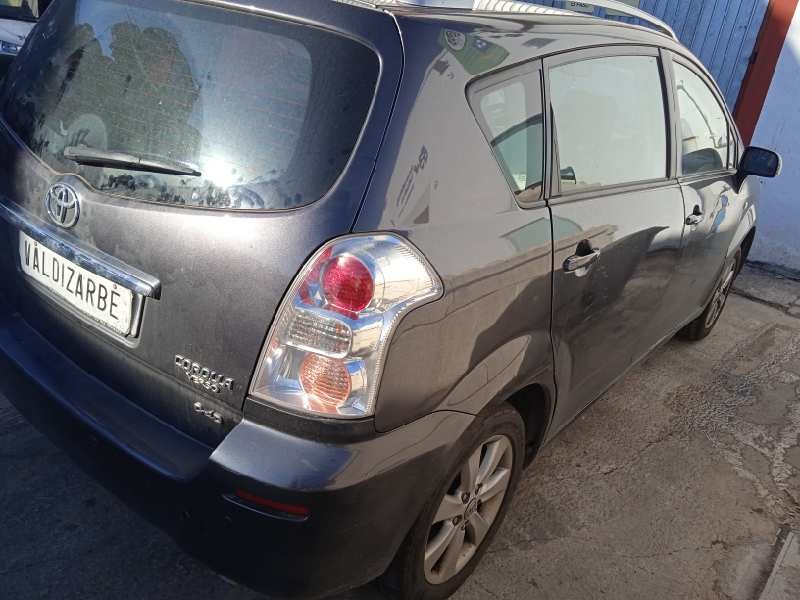 toyota corolla verso (r1) del año 2007