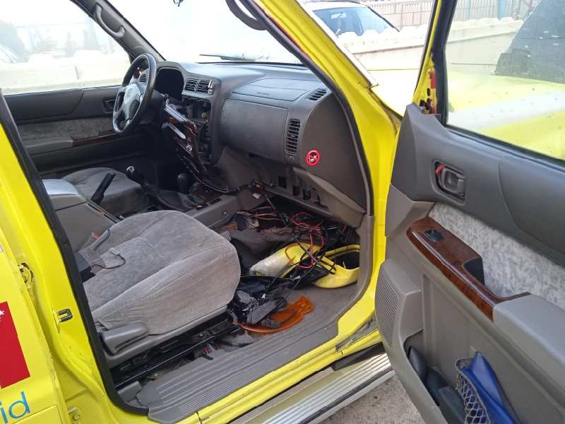 nissan patrol gr (y61) del año 2000