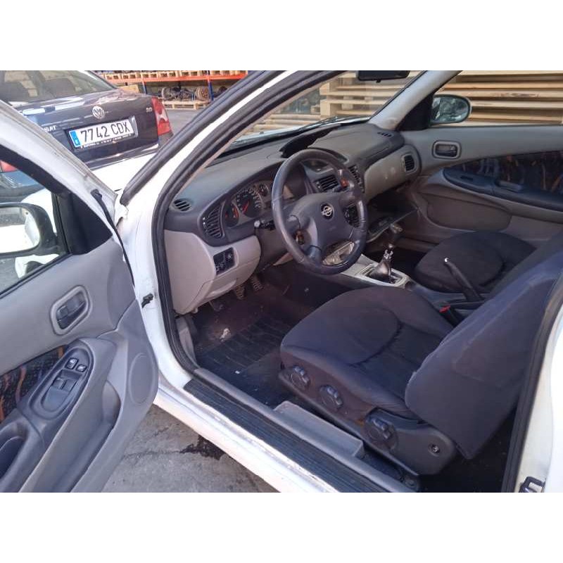 nissan almera (n16/e) del año 2001