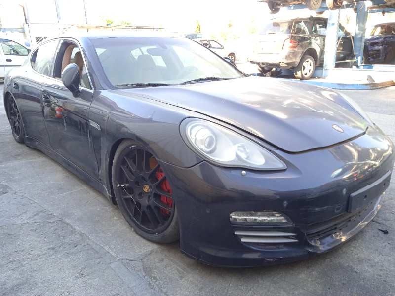 porsche panamera del año 2010
