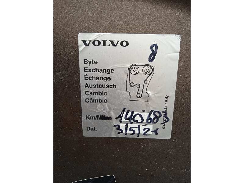 volvo v60 kombi cross country del año 2015