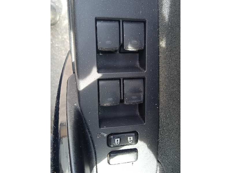 toyota auris del año 2017