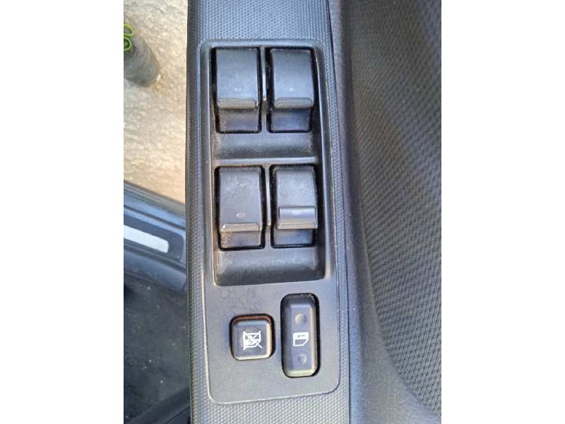 toyota corolla verso (r1) del año 2007