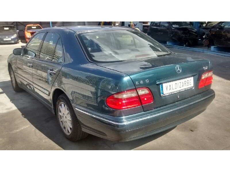 mercedes-benz clase e (w210) berlina diesel del año 2001