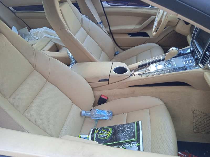 porsche panamera del año 2010