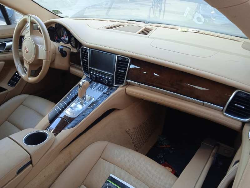 porsche panamera del año 2010