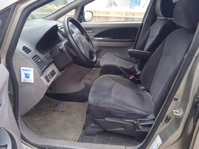 mitsubishi grandis (na0w) del año 2006