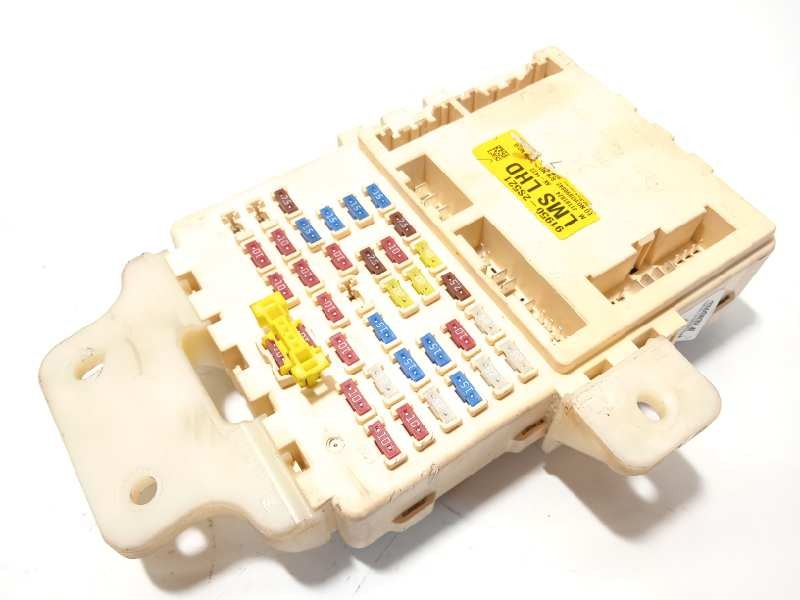 CAJA RELES / FUSIBLES 919502S521 