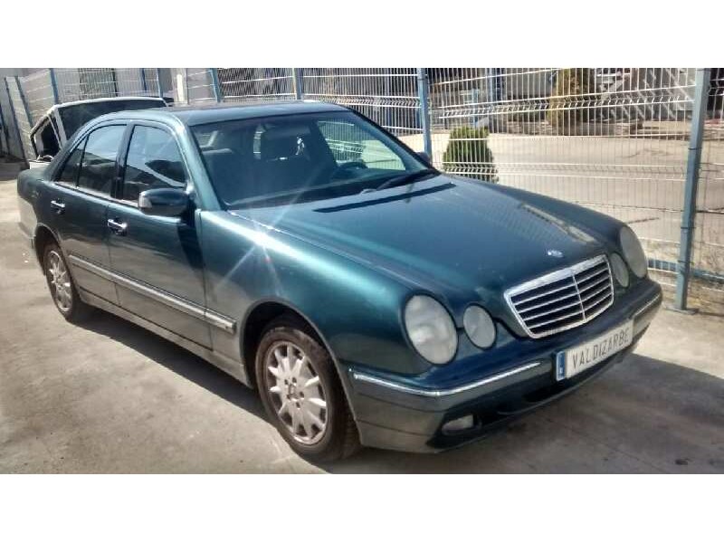 mercedes-benz clase e (w210) berlina diesel del año 2001