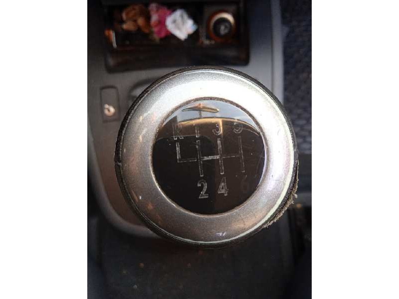 seat alhambra (7v9) del año 2003