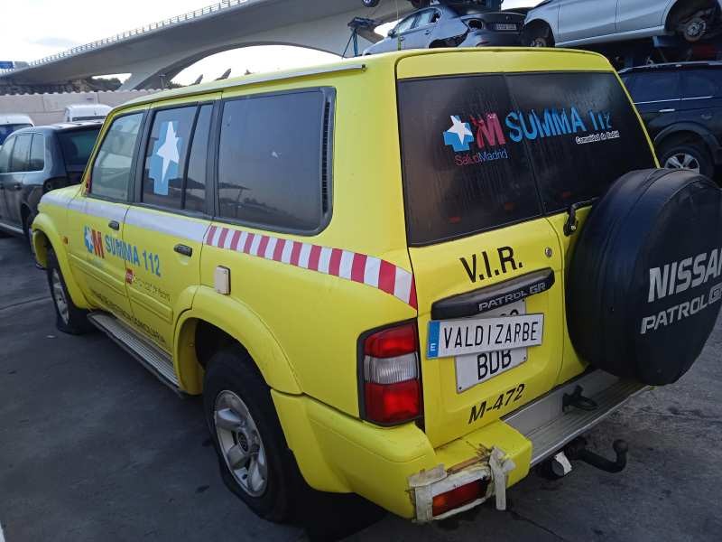 nissan patrol gr (y61) del año 2000