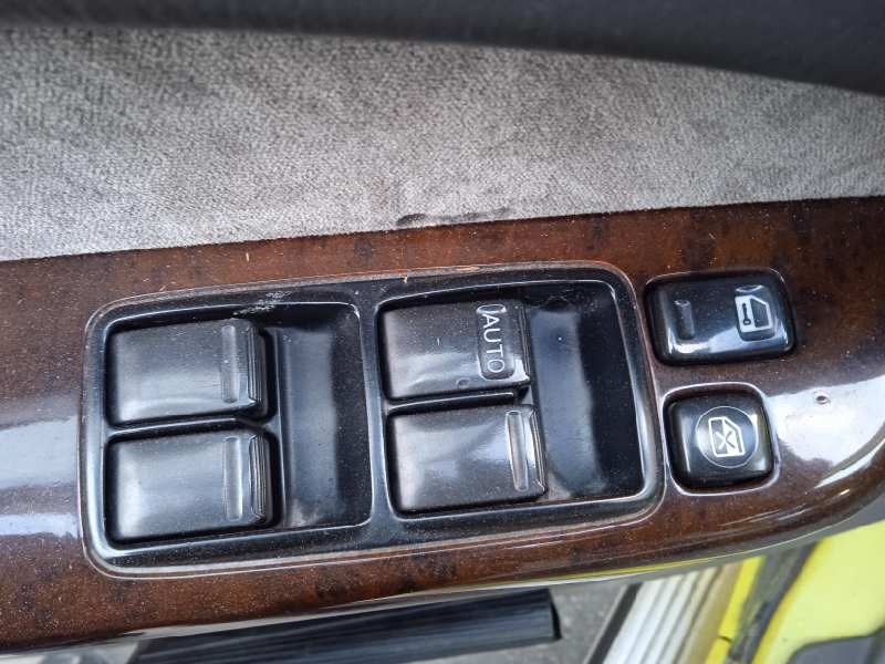 nissan patrol gr (y61) del año 2000