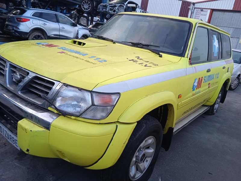 nissan patrol gr (y61) del año 2000
