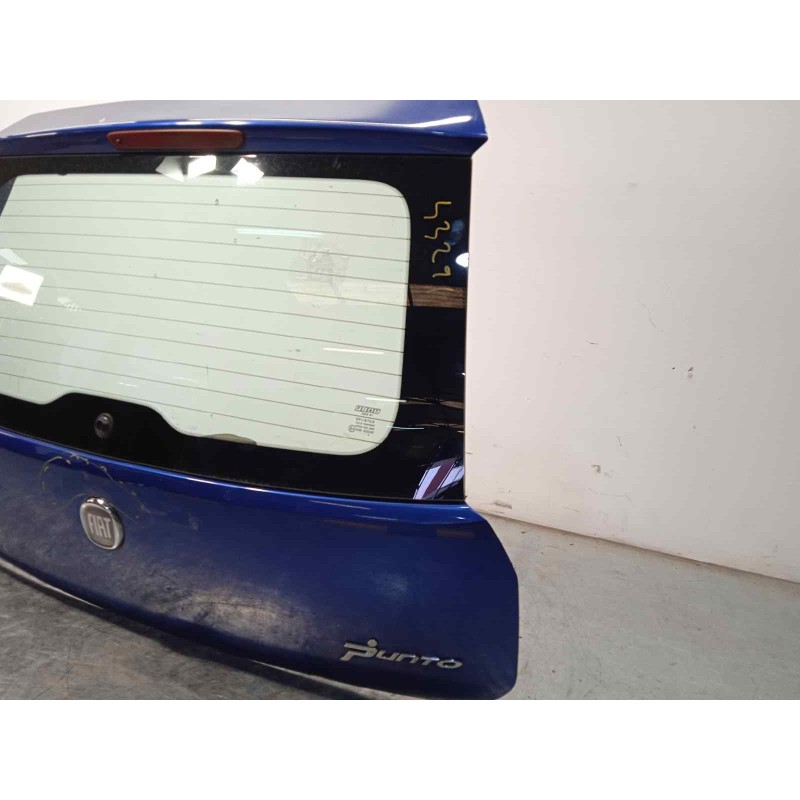 Recambio de porton trasero para fiat punto (evo) (199) dynamic referencia OEM IAM 51701183  
