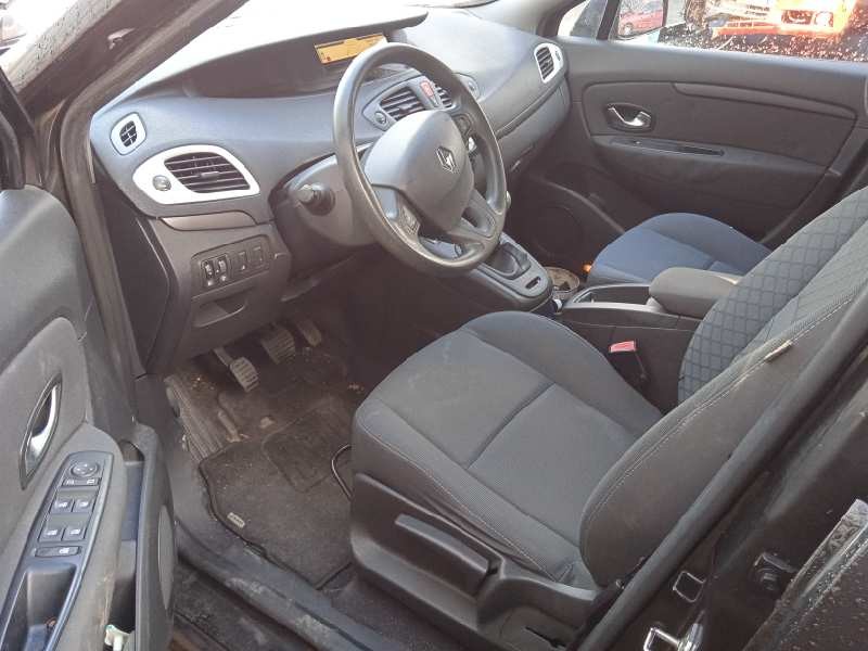 renault scenic iii del año 2010