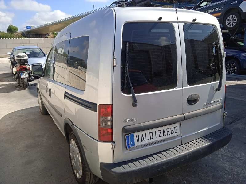 opel combo (corsa c) del año 2009