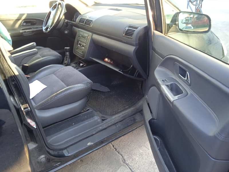 seat alhambra (7v9) del año 2003