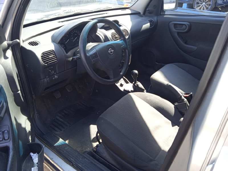 opel combo (corsa c) del año 2009