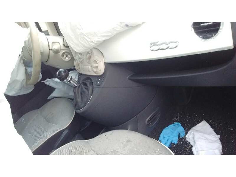 fiat nuova 500 (150) del año 2014