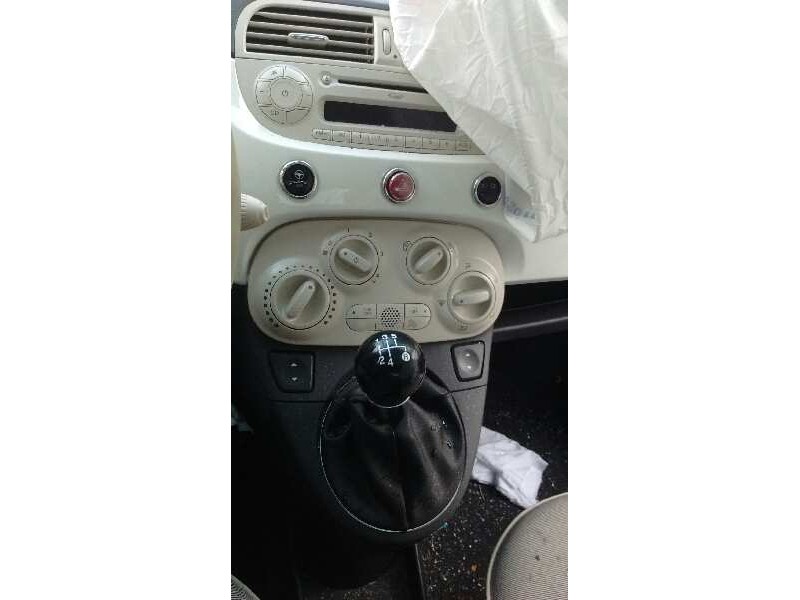 fiat nuova 500 (150) del año 2014