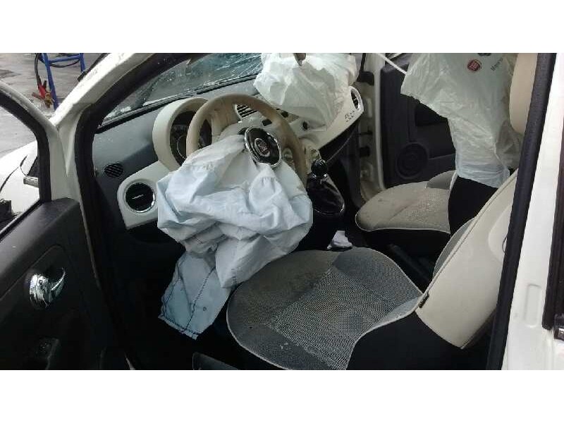 fiat nuova 500 (150) del año 2014