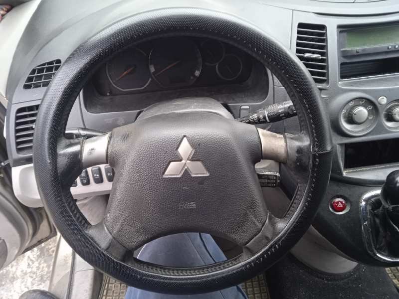 mitsubishi grandis (na0w) del año 2006