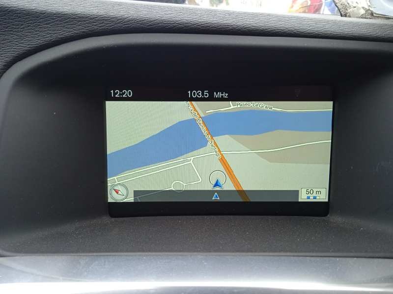 volvo v60 kombi cross country del año 2015