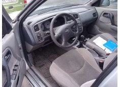 nissan primera berlina (p11) del año 2001 2