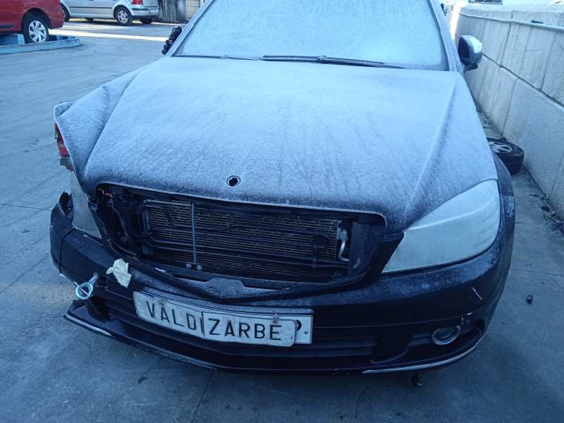 mercedes-benz clase c (w204) berlina del año 2008