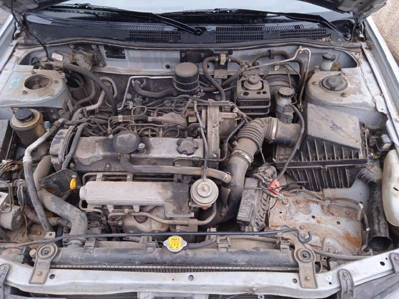 nissan primera berlina (p11) del año 2001