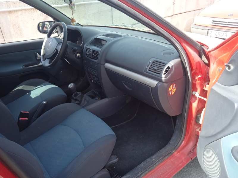 renault clio ii fase ii (b/cb0) del año 2006