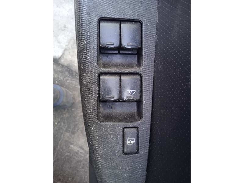 nissan note (e11e) del año 2008