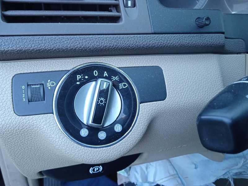 mercedes-benz clase c (w204) berlina del año 2008