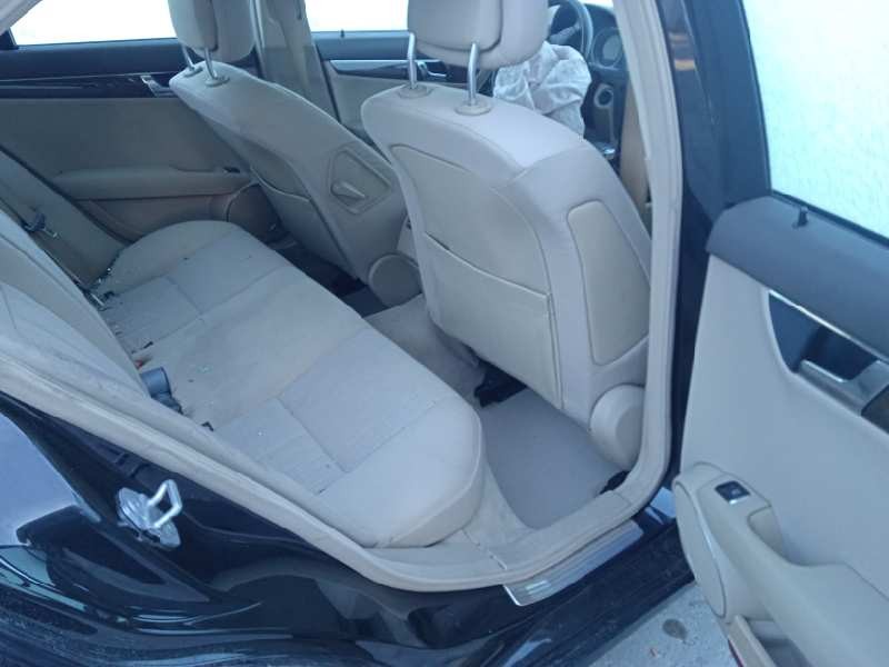 mercedes-benz clase c (w204) berlina del año 2008