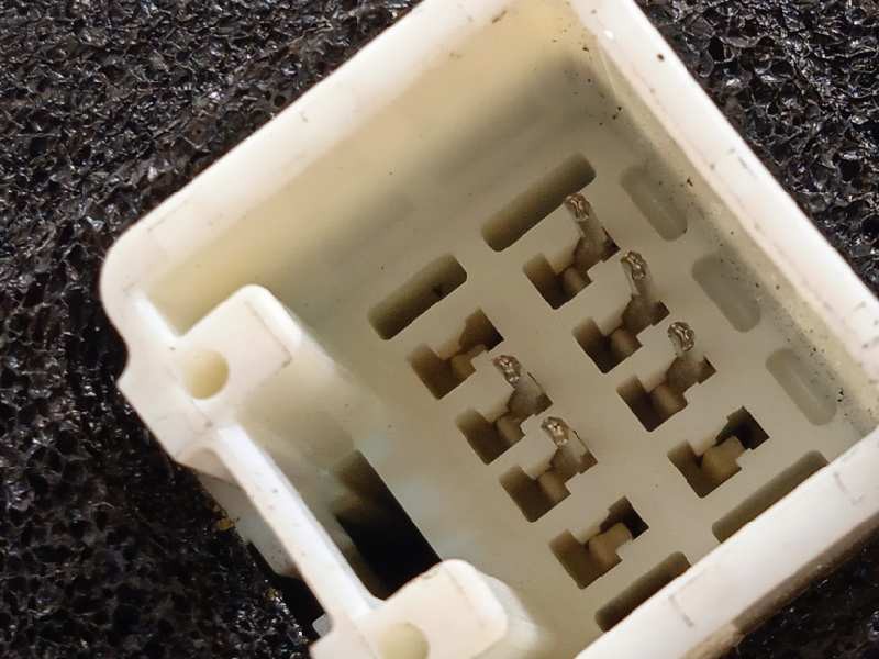 Recambio de retrovisor derecho para mazda 3 berlina (bk) 1.6 16v cat referencia OEM IAM BP4L69120K94  