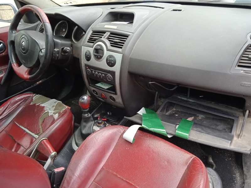 renault megane ii coupe/cabrio del año 2004