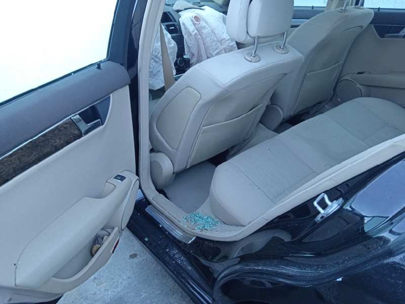 mercedes-benz clase c (w204) berlina del año 2008