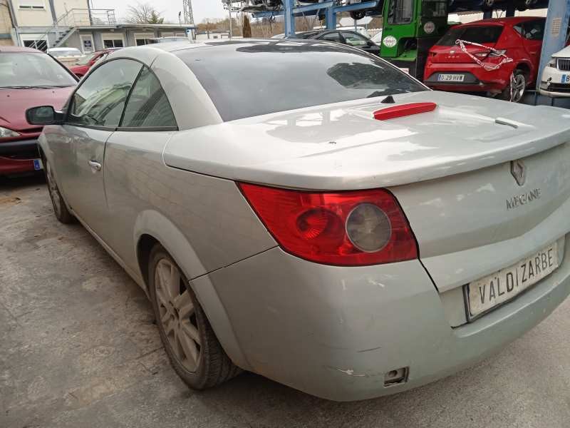 renault megane ii coupe/cabrio del año 2004