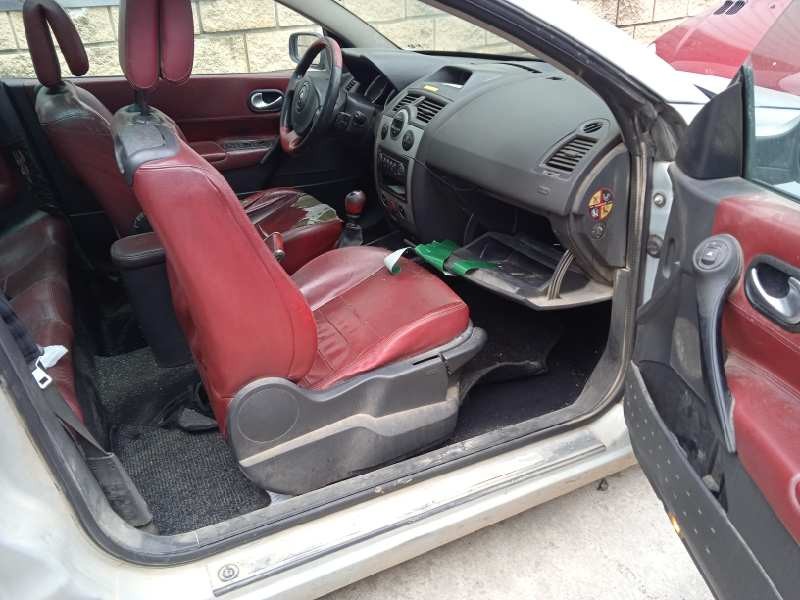 renault megane ii coupe/cabrio del año 2004