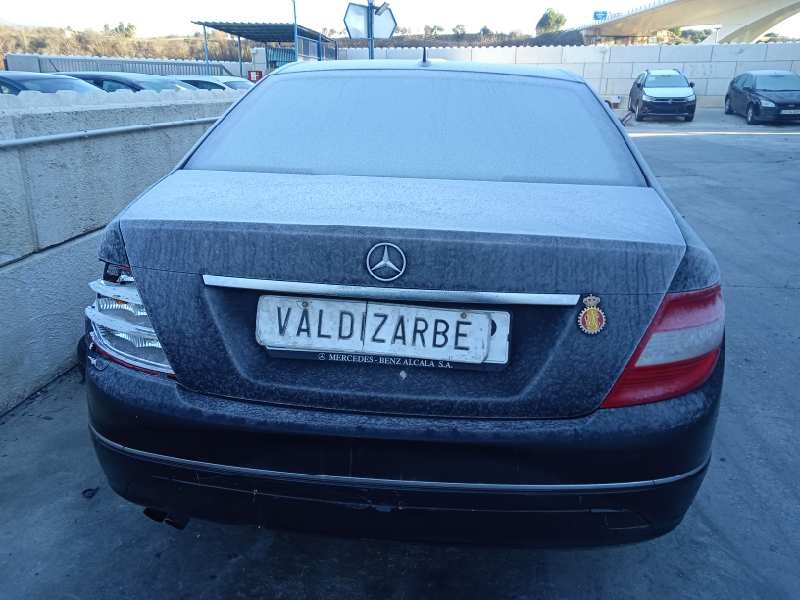 mercedes-benz clase c (w204) berlina del año 2008