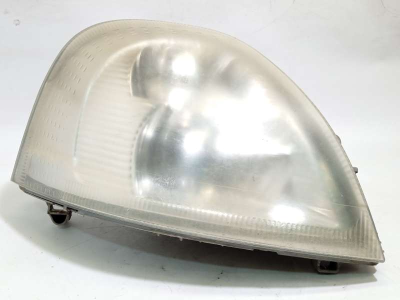 FARO DERECHO 8200163518 