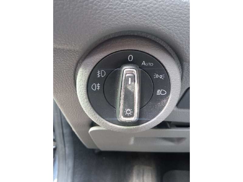 volkswagen t6.1 caravelle (sh) del año 2022