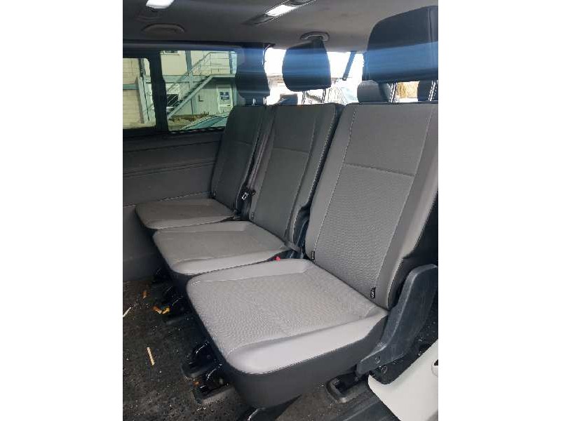 volkswagen t6.1 caravelle (sh) del año 2022