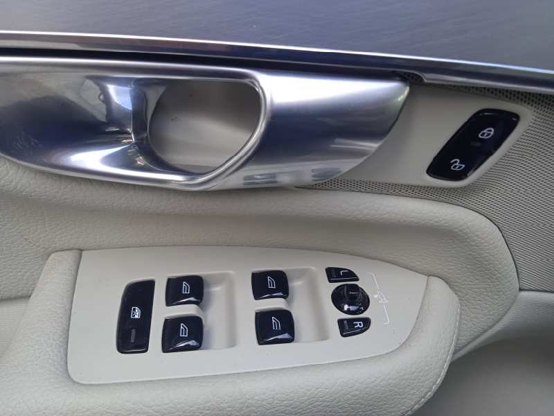 volvo xc90 del año 2017